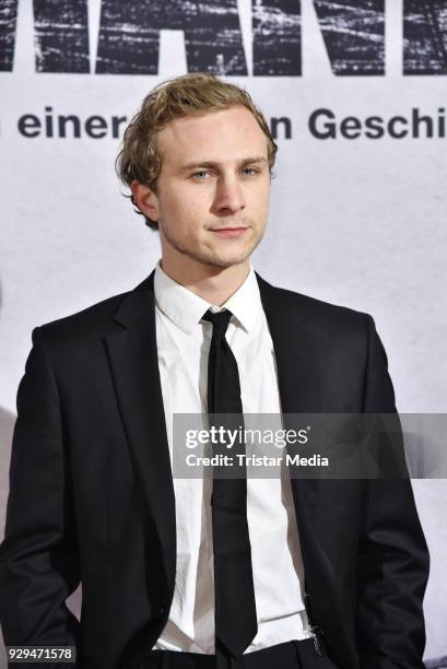 Max Hubacher attends the premiere of 'Der Hauptmann' at Kino International on March 8, 2018 in Berlin, Germany.