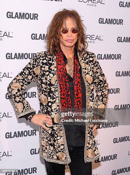 Singer Steven Tyler attends the Glamour Magazine 2009 Women of The Year Honors at Carnegie Hall on November 9, 2009 in New York City.