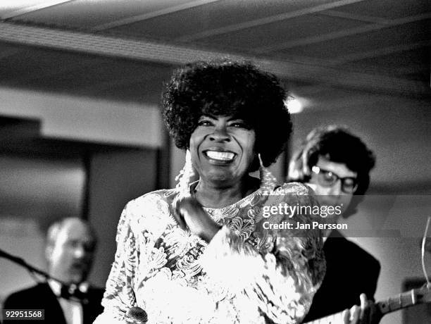 Lavern Baker performs on stage at the North Sea Jazz Festival in July 1991 in Den Haag, Netherlands.