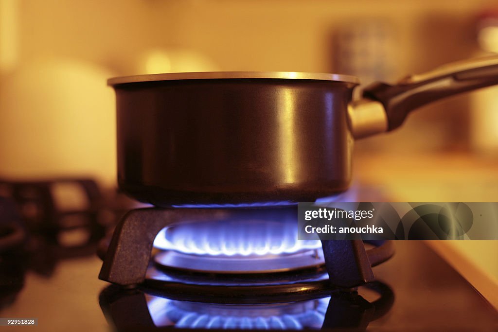 Kitchen gaz range