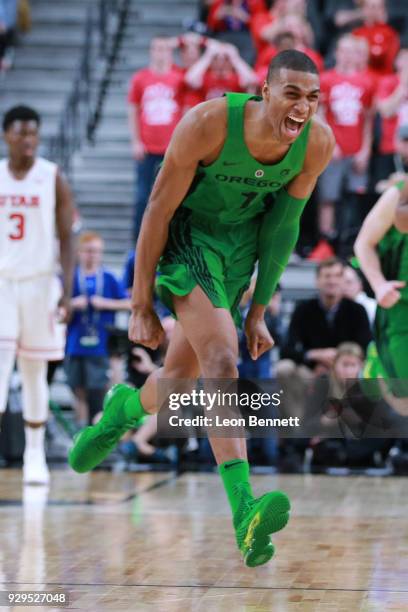 Kenny Wooten of the Oregon Ducks celebrates after block shot against the Utah Utes during a quarterfinal game of the Pac-12 basketball tournament at...