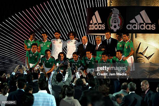 Fifa President Joseph Blatter, Justino Compean president of Mexican Federation, Fernando Basualdo and Mexico's players during the presentation of the...