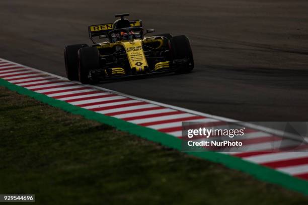 Carlos Sainz from Spain Renault Sport F1 Team RS18 during day three of F1 Winter Testing at Circuit de Catalunya on March 8, 2018 in Montmelo, Spain.