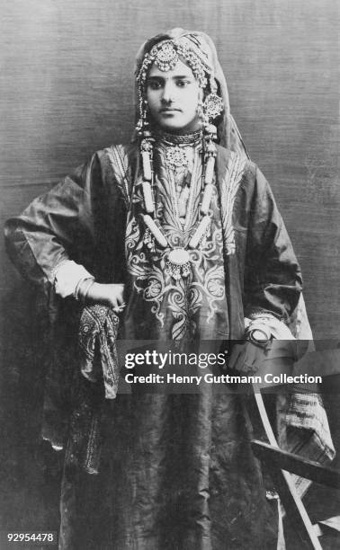 Young woman in Kashmir, circa 1900.