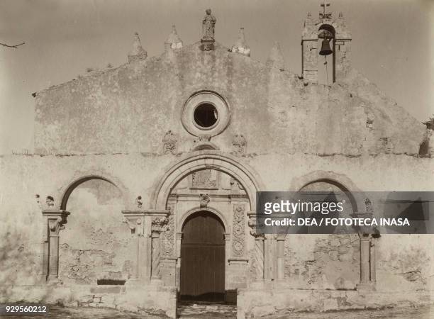 The Church of St John at the Catacombs, Syracuse, Italy, photograph Giovanni Crupi, Taormina, ca 1890.