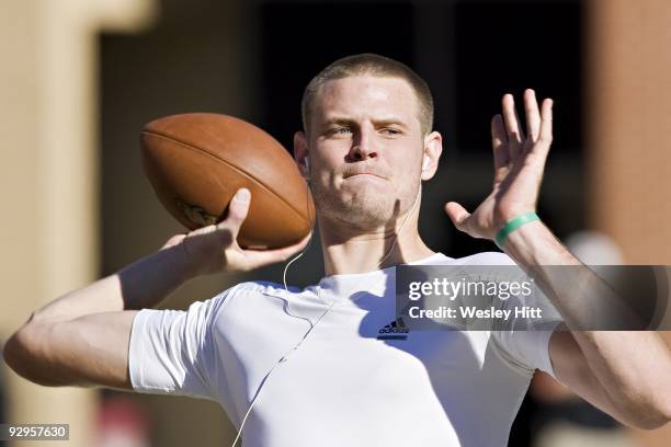 Ryan Mallett of the Arkansas Razorbacks warms up before a game against the South Carolina Gamecocks at Donald W. Reynolds Stadium on November 7, 2009...