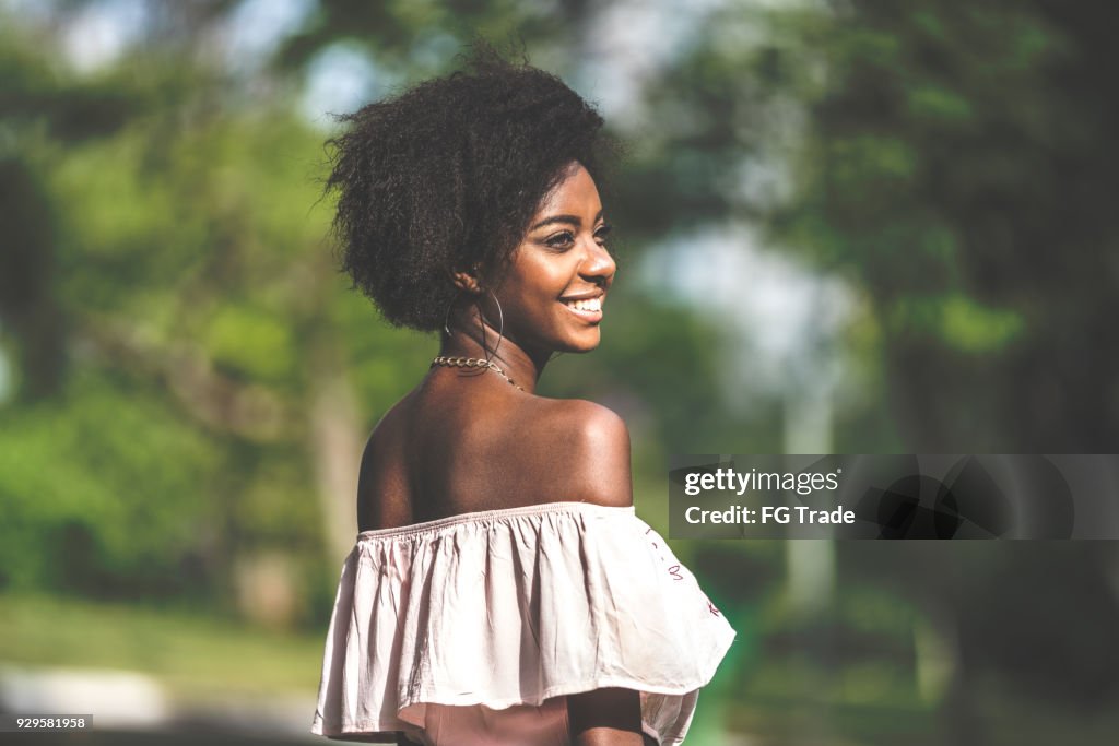 Retrato de jovem negra