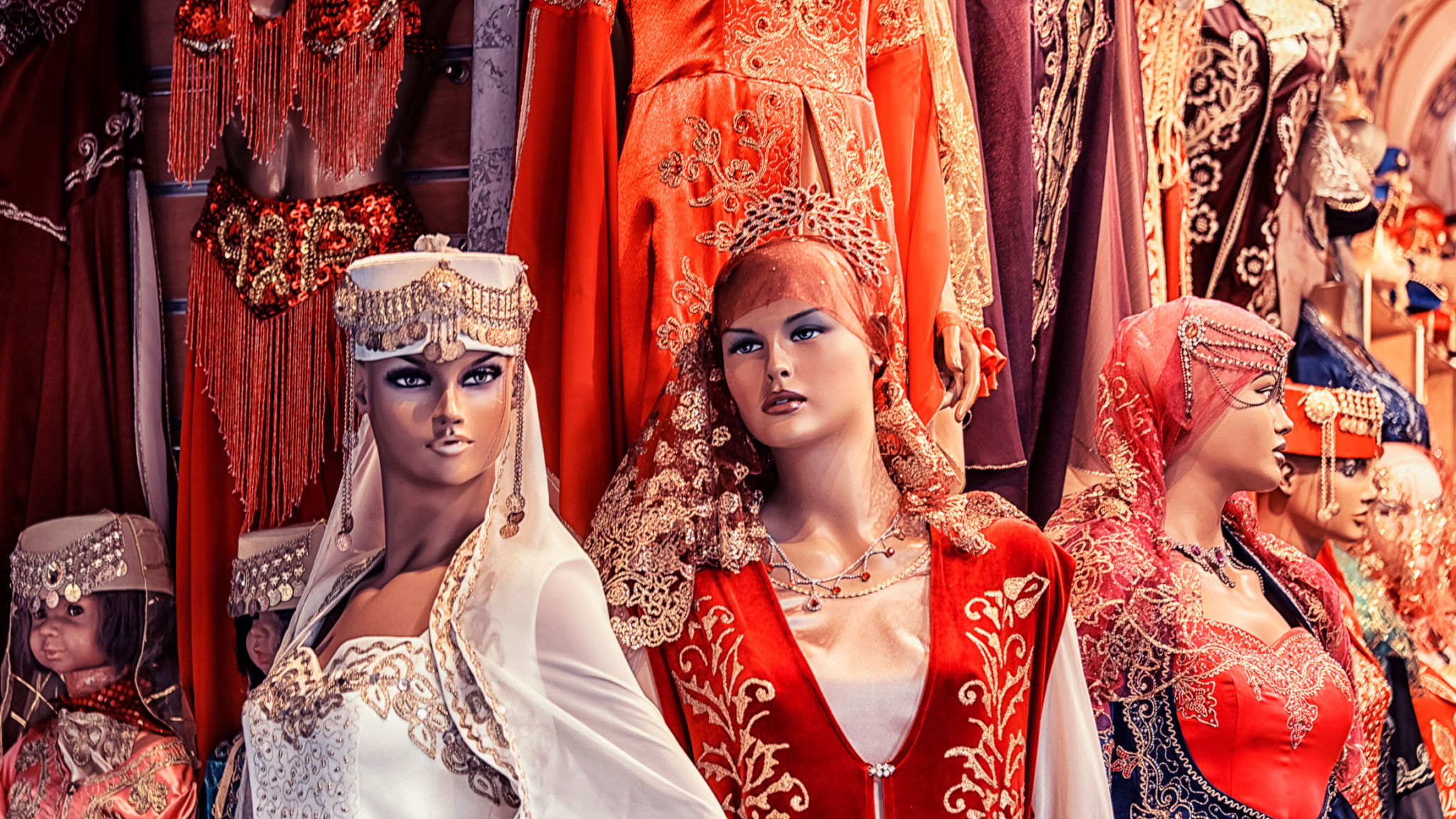 traditional turkish fashion