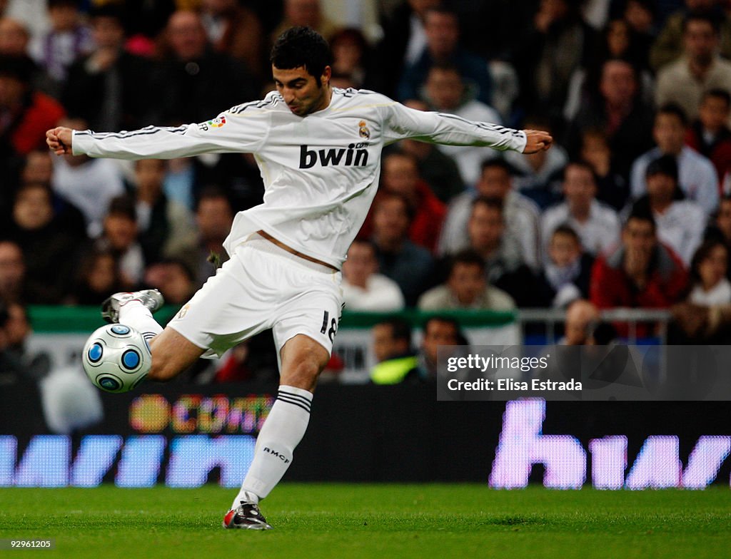 Real Madrid v AD Alcorcon - Copa del Rey