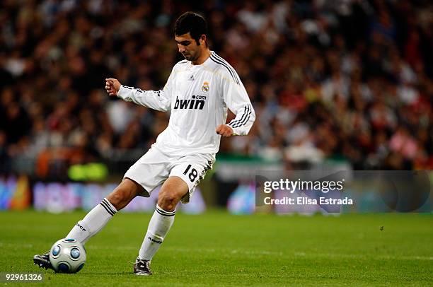 Raul Albiol of Real Madrid passes the ball during the Copa del Rey match between Real Madrid and AD Alcorcon at Estadio Santiago Bernabeu on November...