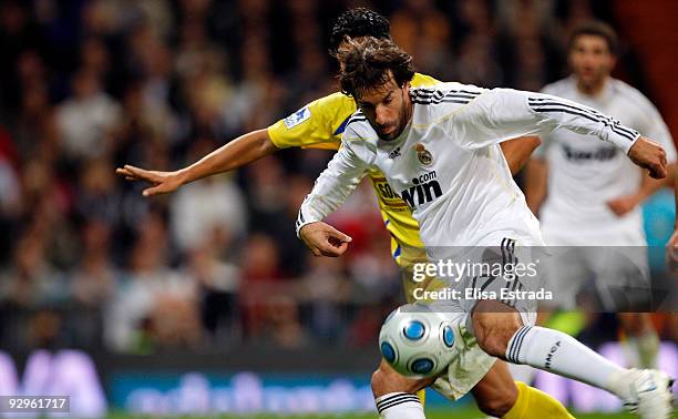 Ruud Van Nistelrooy of Real Madrid shoots on goal during the Copa del Rey match between Real Madrid and AD Alcorcon at Estadio Santiago Bernabeu on...