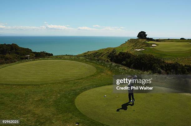 Sean O'Hair of the USA tees off on the 6th hole during the first round of The Kiwi Challenge at Cape Kidnappers on November 11, 2009 in Napier, New...