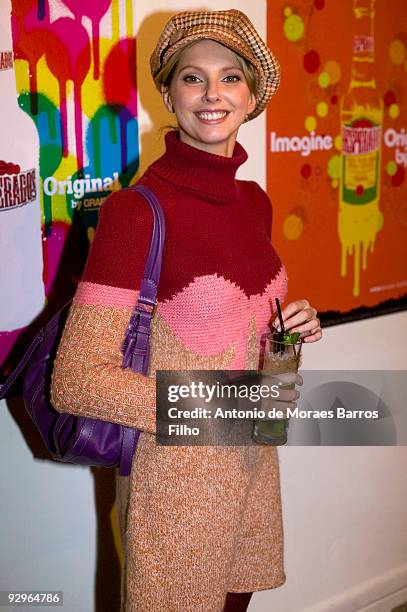 Frederique Bell attends 'When Advertising is inviting Art' Party at Palais De Tokyo on November 10, 2009 in Paris, France.