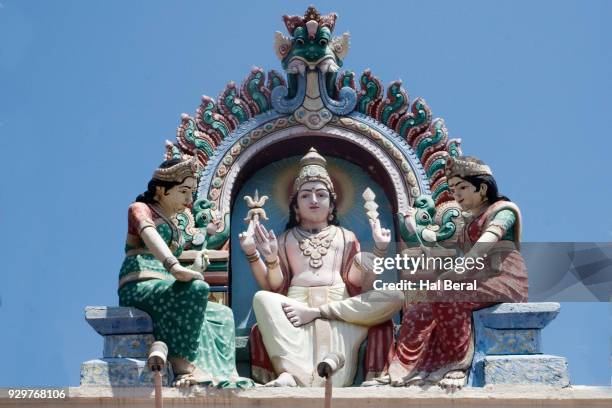 decoration on sri hariamman temple - sri mariamman temple singapore stock pictures, royalty-free photos & images