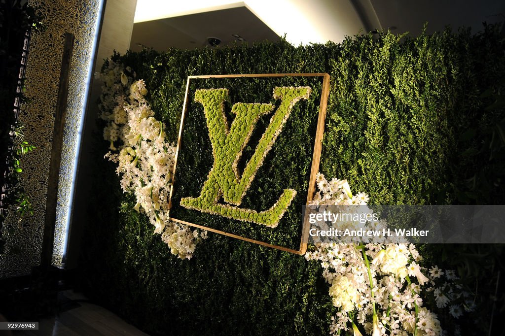 Louis Vuitton 2010 Cruise Collection Launch