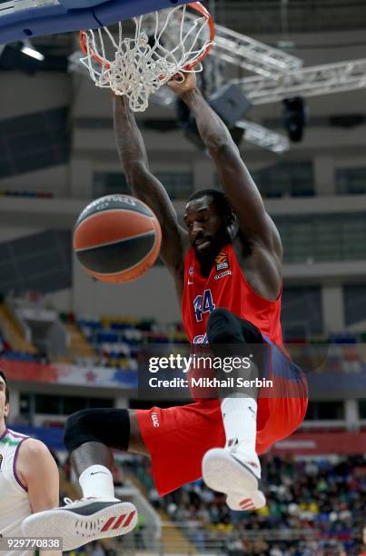 Othello Hunter, #44 of CSKA Moscow duncks during the 2017/2018 Turkish Airlines EuroLeague Regular Season Round 25 game between CSKA Moscow and...