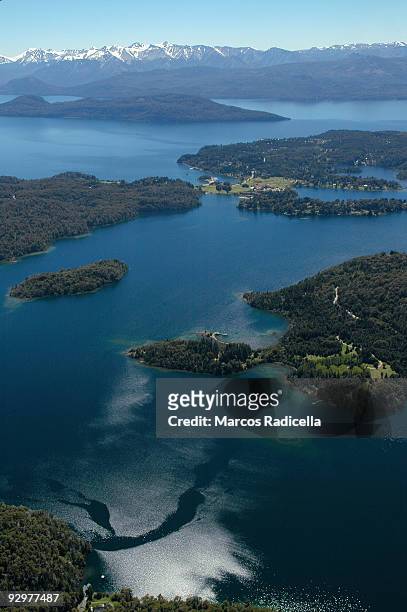 air view of bariloche, patagonia - radicella photos et images de collection