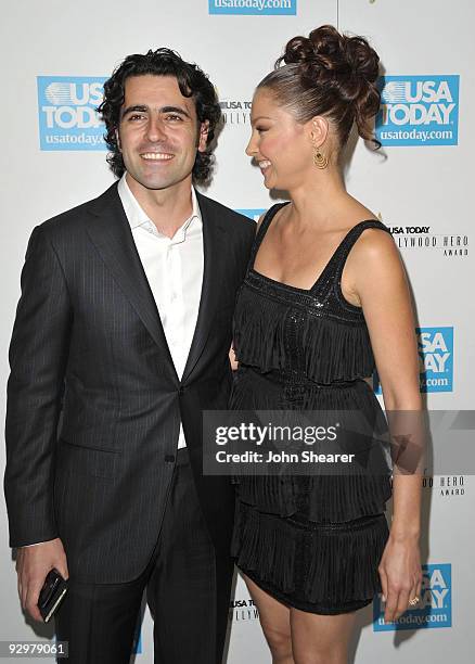 Dario Franchitti and Ashley Judd arrive at the USA Today Hollywood Hero Awards at Montage Beverly Hills on November 10, 2009 in Beverly Hills,...