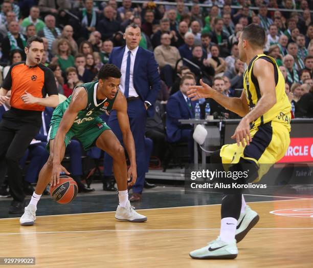 Axel Toupane, #6 of Zalgiris Kaunas in action during the 2017/2018 Turkish Airlines EuroLeague Regular Season Round 25 game between Zalgiris Kaunas...