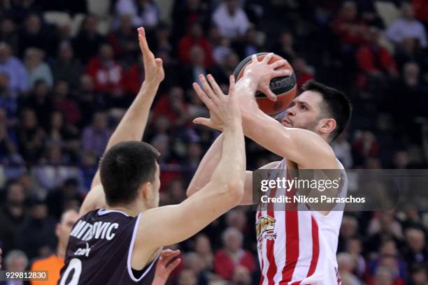 Kostas Papanikolaou, #16 of Olympiacos Piraeus in action during the 2017/2018 Turkish Airlines EuroLeague Regular Season game between Olympiacos...