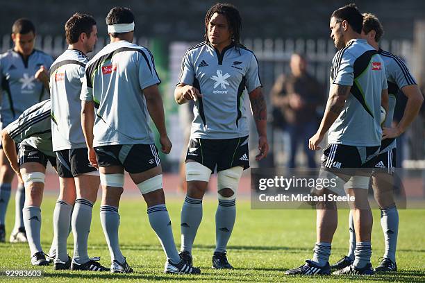 Rodney So'oialo during the New Zealand training session at Arena Civica on November 11, 2009 in Milan, Italy.