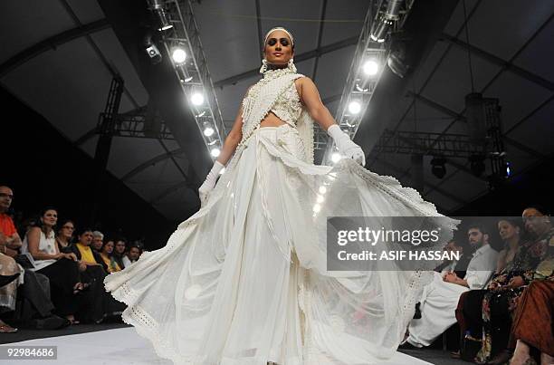 112 Rizwan Beyg Photos High Res Pictures Getty Images 112-rizwan-beyg-photos-high-res-pictures-getty-images