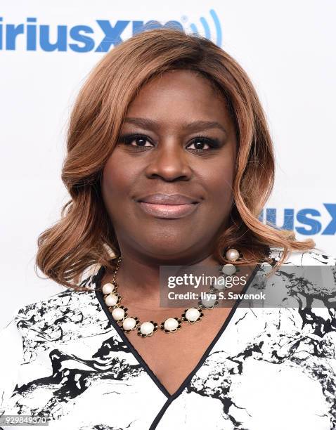 Retta Body 743 Retta Actress Stock Photos, High-Res Pictures, and Images - Getty ...