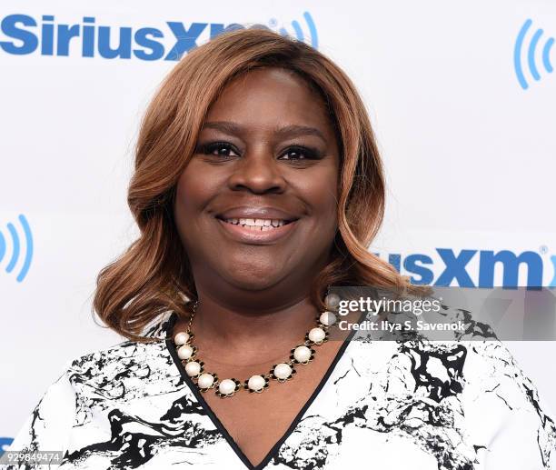 Retta Body 743 Retta Actress Stock Photos, High-Res Pictures, and Images - Getty ...