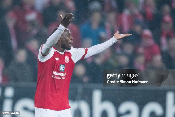 Anthony Ujah of Mainz reacts during the Bundesliga match between 1. FSV Mainz 05 and FC Schalke 04 at Opel Arena on March 9, 2018 in Mainz, Germany.