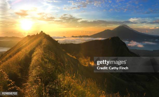 Lowlying 485 Low Lying Cloud Stock Photos, High-Res Pictures, and Images - Getty ...
