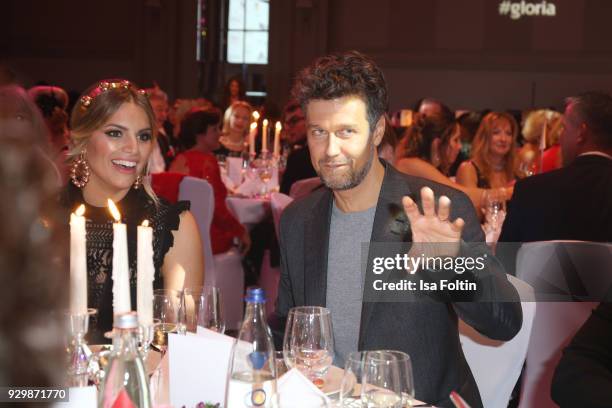 Angelina Kirsch and Wayne Carpendale attend the Gloria - Deutscher Kosmetikpreis at Hilton Hotel on March 9, 2018 in Duesseldorf, Germany.