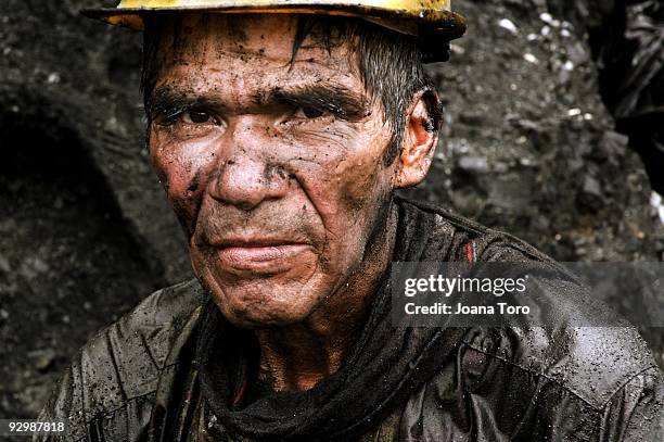 View of a Independent miner in the emerald mines on April 4, 2007 in Muzo, Boyaca, Colombia. They only make profits if they find valuable stones. The...