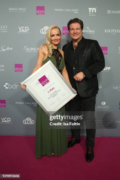 Anne Schneider and Francis Fulton-Smith attend the Gloria - Deutscher Kosmetikpreis at Hilton Hotel on March 9, 2018 in Duesseldorf, Germany.