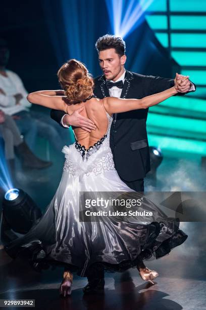 Bela Klentze and Oana Nechiti perform on stage during the pre-show 'Wer tanzt mit wem? Die grosse Kennenlernshow' of the television competition...