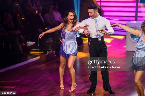 Jessica Paszka and Robert Beitsch perform on stage during the pre-show 'Wer tanzt mit wem? Die grosse Kennenlernshow' of the television competition...