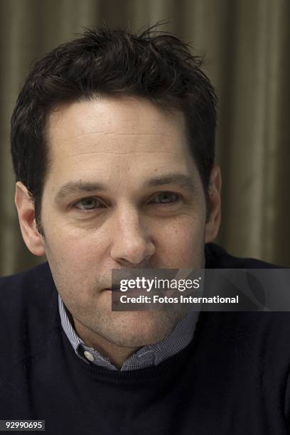 Paul Rudd Side View 246 Paul Rudd Portrait Session Stock Photos, High-Res Pictures, and ...