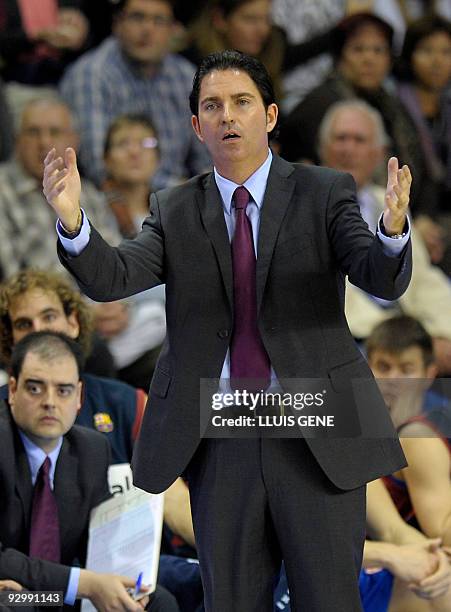 Barcelona's coach Xavi Pascual reacts during the Euroleague Basketball match against Asvel Lyon Villeurbanne on November 11, 2009 at the Palau...