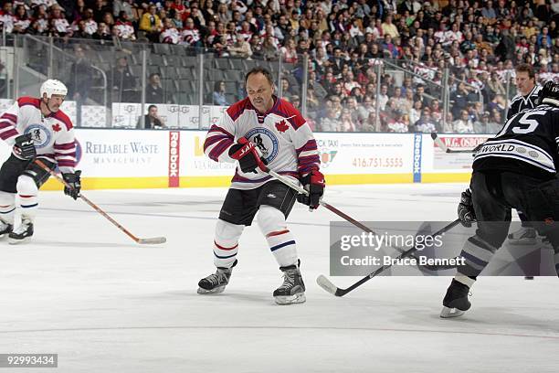 Bryan Trottier skates at the Hockey Hall of Fame Legends Game at the Air Canada Centre on November 8, 2009 in Toronto, Canada.