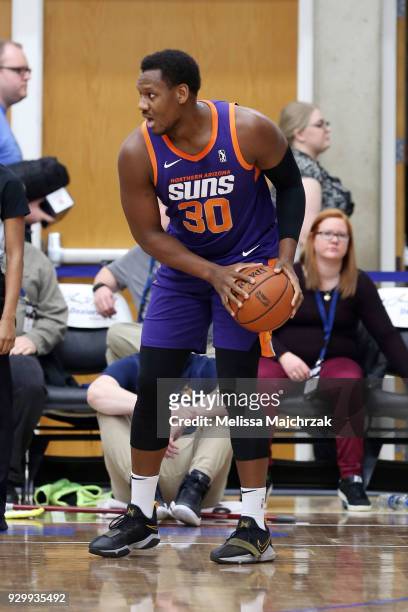 Lavoy Allen of the Northern Arizona Suns handles the ball during the game against the Salt Lake City Stars at Bruins Arena on March 9, 2018 in...