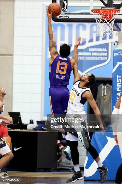 Xavier Silas of the Northern Arizona Suns shoots the ball during the game against the Salt Lake City Stars at Bruins Arena on March 9, 2018 in...