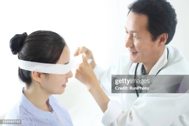 Bandage In Eye Eye Bandage Photos and Premium High Res Pictures - Getty Images