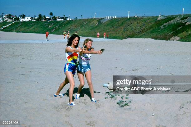 Angel in a Box" - Season Three - 1/19/79 Jaclyn Smith and Cheryl Ladd.