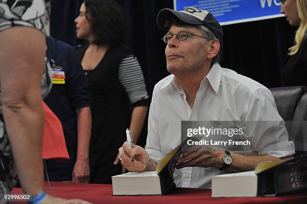 Stephen King promotes "Under The Dome" at the North Point Boulevard Walmart on November 11, 2009 in Dundalk, Maryland.