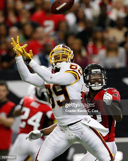 Chevis Jackson of the Atlanta Falcons defends a pass intended for Santana Moss of the Washington Redskins at Georgia Dome on November 8, 2009 in...