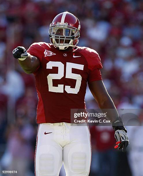 Rolando McClain of the Alabama Crimson Tide against the Louisiana State University Tigers at Bryant-Denny Stadium on November 7, 2009 in Tuscaloosa,...