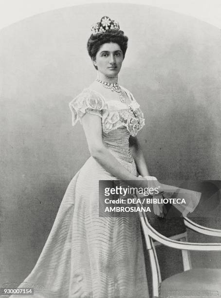 Elena of Savoy , Queen Consort of Italy, photo by Fratelli Toppo, from L'illustrazione Italiana, Year XXIX, No 48, November 30, 1902.