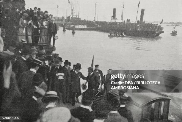 Albert Cook Albert Cook Photos and Premium High Res Pictures - Getty Images