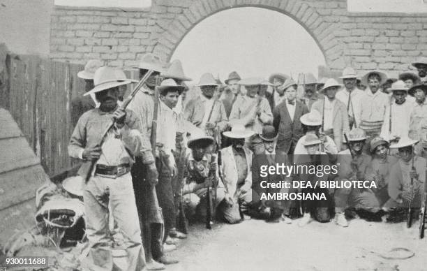 Mexican insurgents and American adventurers in Agua Prieta, Mexican revolution, from L'Illustrazione Italiana, Year XXXVIII, No 21, May 21, 1911.