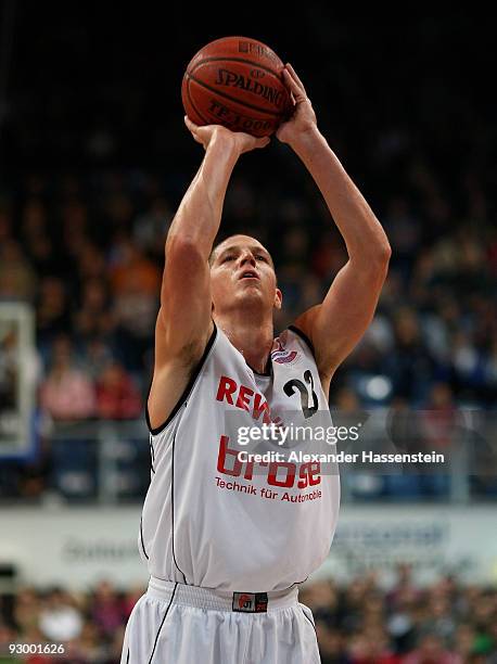 Casey Jacobsen of Bamberg shoots during the Basketball Bundesliga match between Brose Baskets Bamberg and Telekom Baskets Bonn at the Jako Arena on...