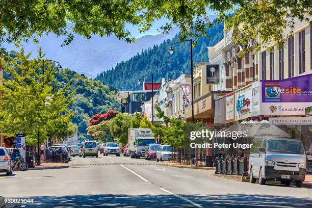 central shopping area of the city of nelson, nelson region, south island, new zealand - nelson new zealand fotografías e imágenes de stock